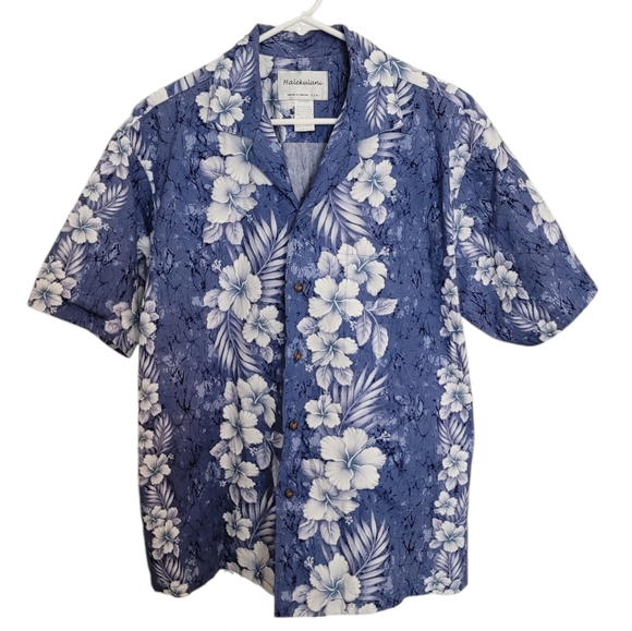 Halekulani Floral Hawaiian Button Down Shirt - Picture 2 of 7
